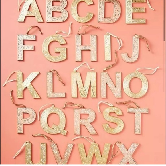 ❤️… Anthropologie Monogram Mirror B Christmas Ornaments - Picture 1 of 5